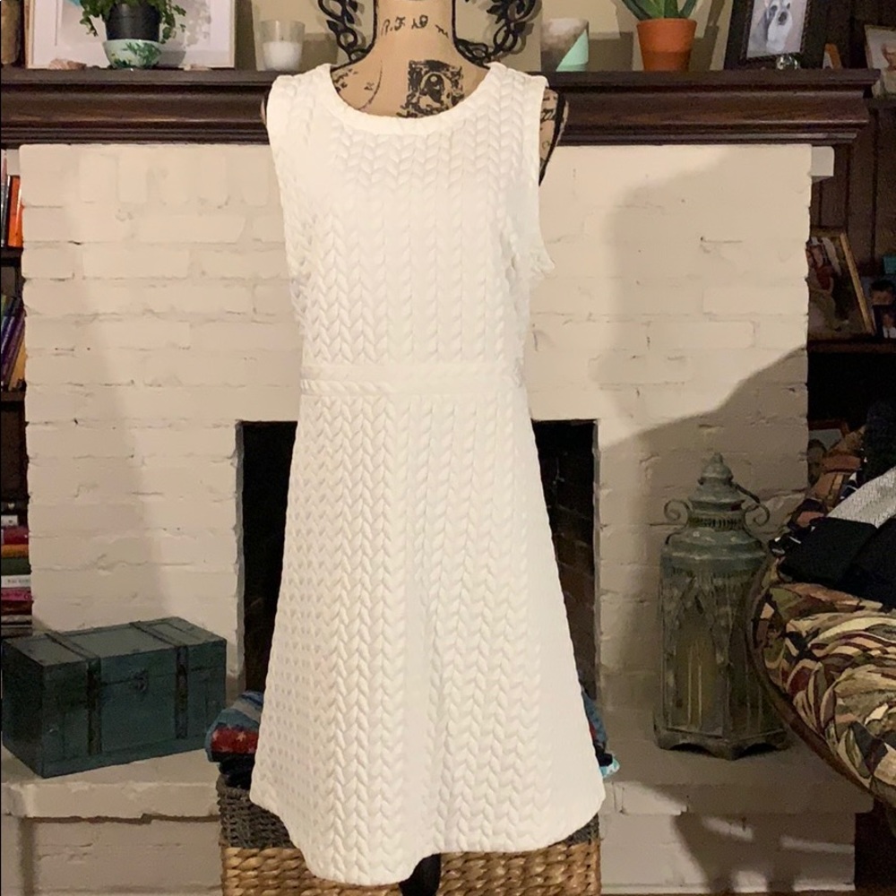 Size 16 winter white quilted midi dress